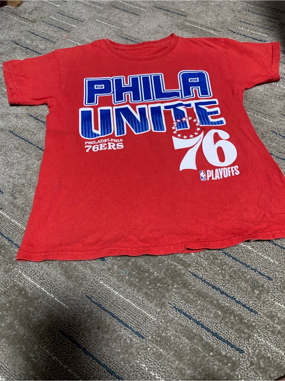 Official NBA Philadelphia 76ers Red "Phila Unite" Playoffs T-Shirt - Size Small